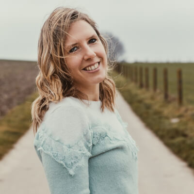 Meulenijzer, Laura Laura Meulenijzer